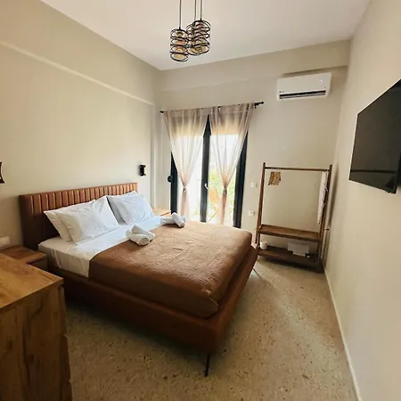 Agora Nikiti (Sithonia)